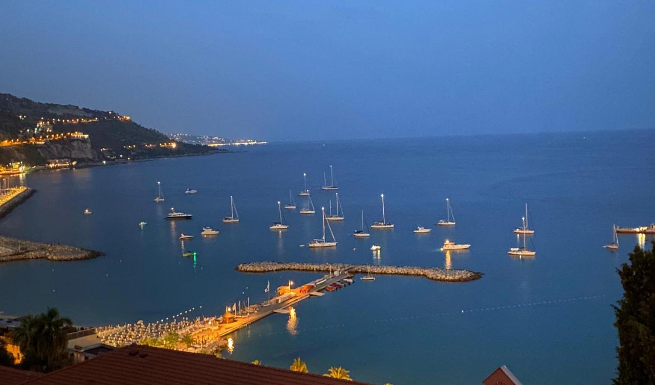 Villa L'Ensoleillee Vue Panoramique Mer, 250 M De La Plage Et Du Centre Ville Ментона Экстерьер фото